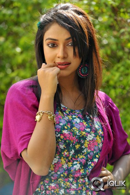Amala-Paul